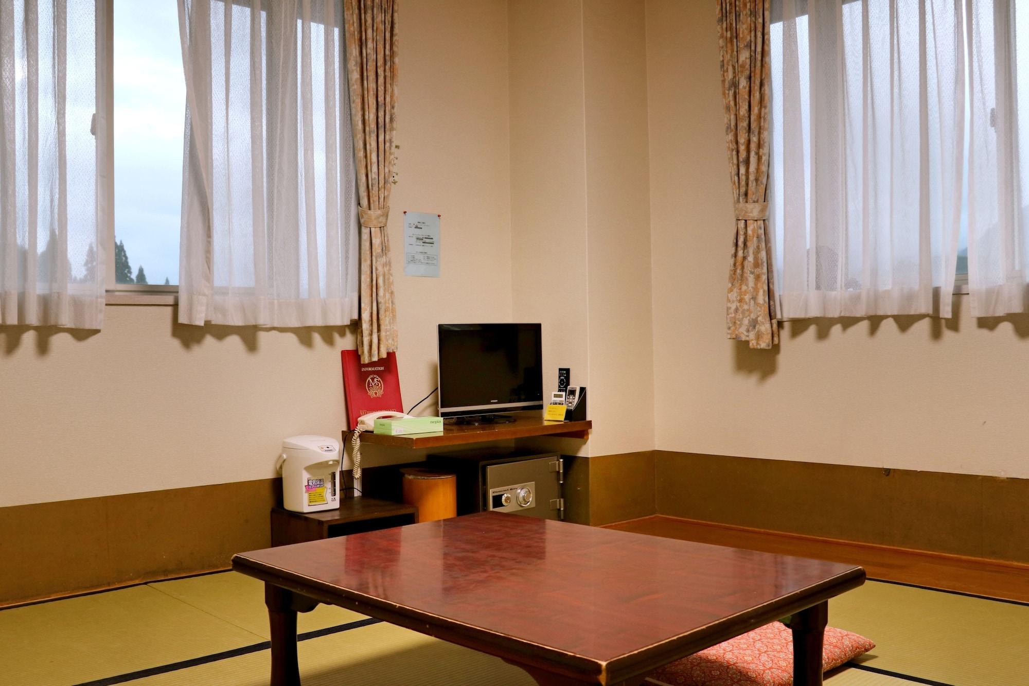 Resort Inn Marion Shinano Otari Ngoại thất bức ảnh